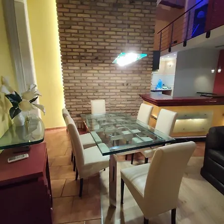 Noir Royale - Modern, Luxury, 3-level * 苏博蒂察