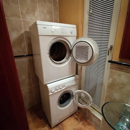 Noir Royale - Modern, Luxury, 3-level 公寓