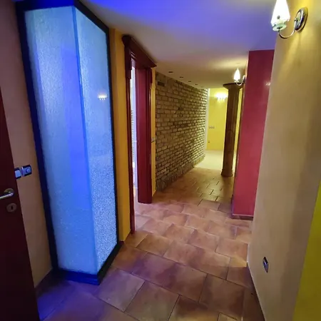 Noir Royale - Modern, Luxury, 3-level 公寓 *